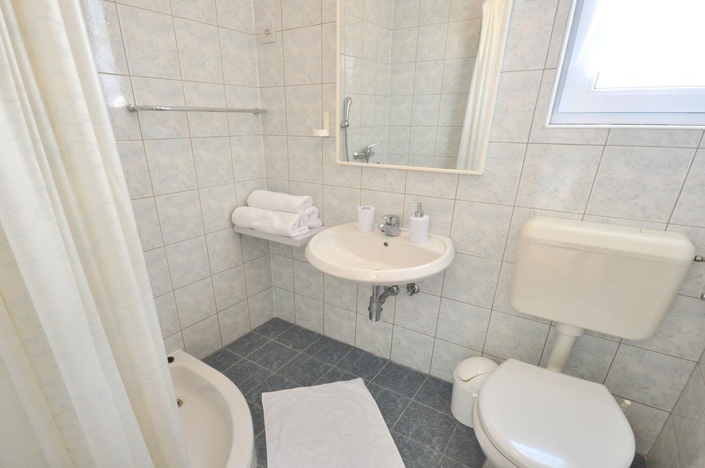 Apartments Zorka Leko Omiš Rom bilde