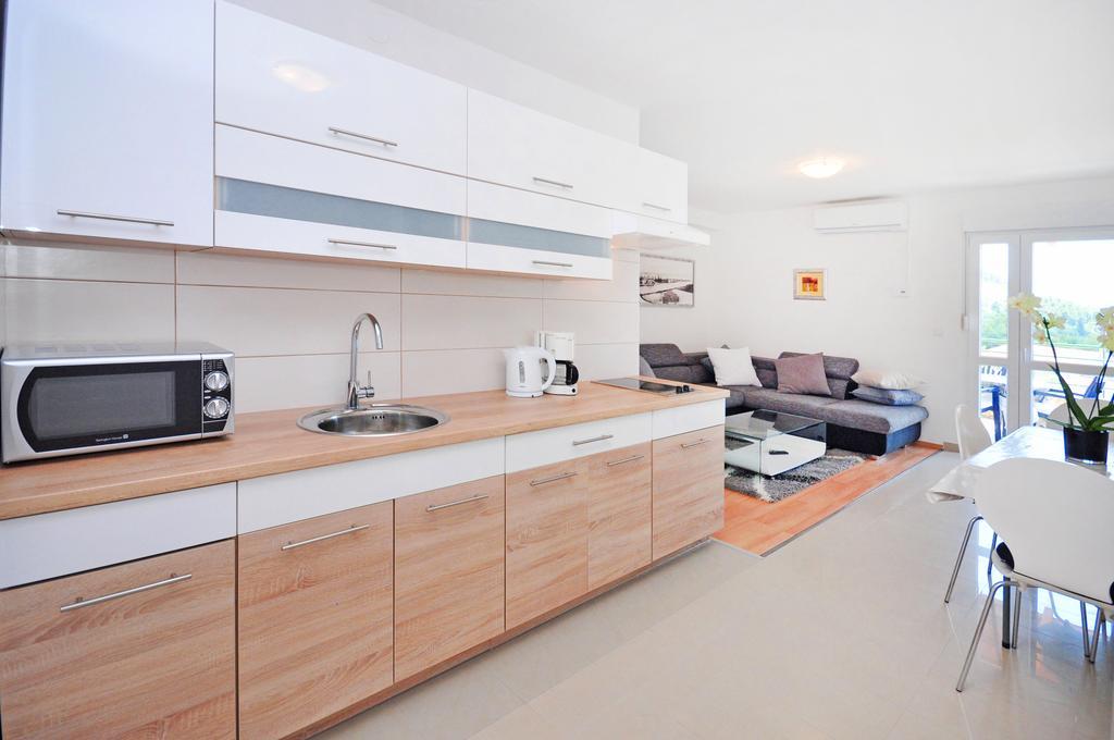 Apartments Zorka Leko Omiš Rom bilde